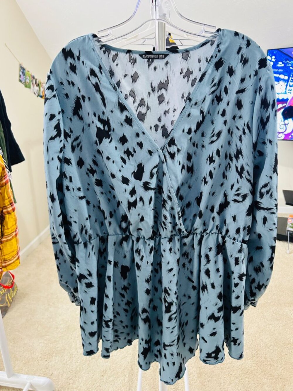 Bloomchic Blue & Black Animal Print top  – Size 18–20
